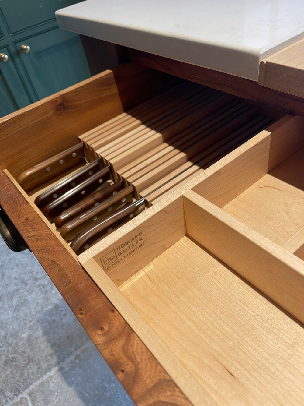 Howard Butler Traditional Shaker Kitchen fitted drawers